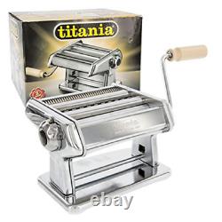 Imperia Titania pasta machine in chromed steel to roll the dough