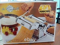 Marcato Atlas 150 Pasta Machine, Made in Italy, Includes Cutter, Hand Crank