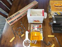 Marcato Atlas Deluxe Model 150 and Regina Wellness Pasta Noodle Maker Bundle