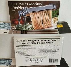 Marcato Atlas Motor and Pasta Machine In EXCELLENT Condition with bonus pasta book